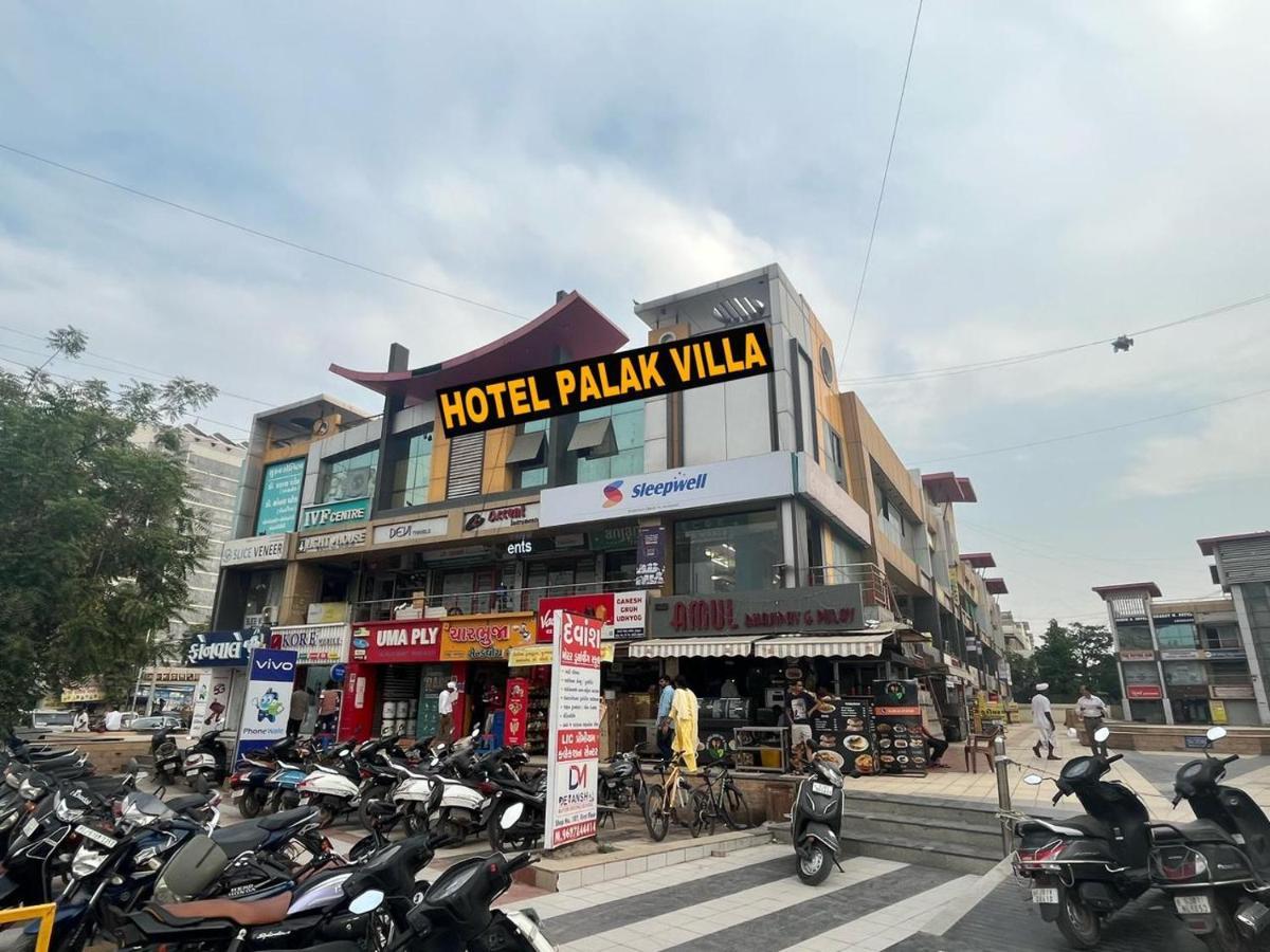 Hotel Palak Villa Ahmedabad Esterno foto